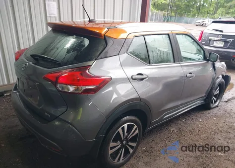 2019 Nissan Kicks Sr из США, поврежденный, VIN 3N1CP5CU7KL548543